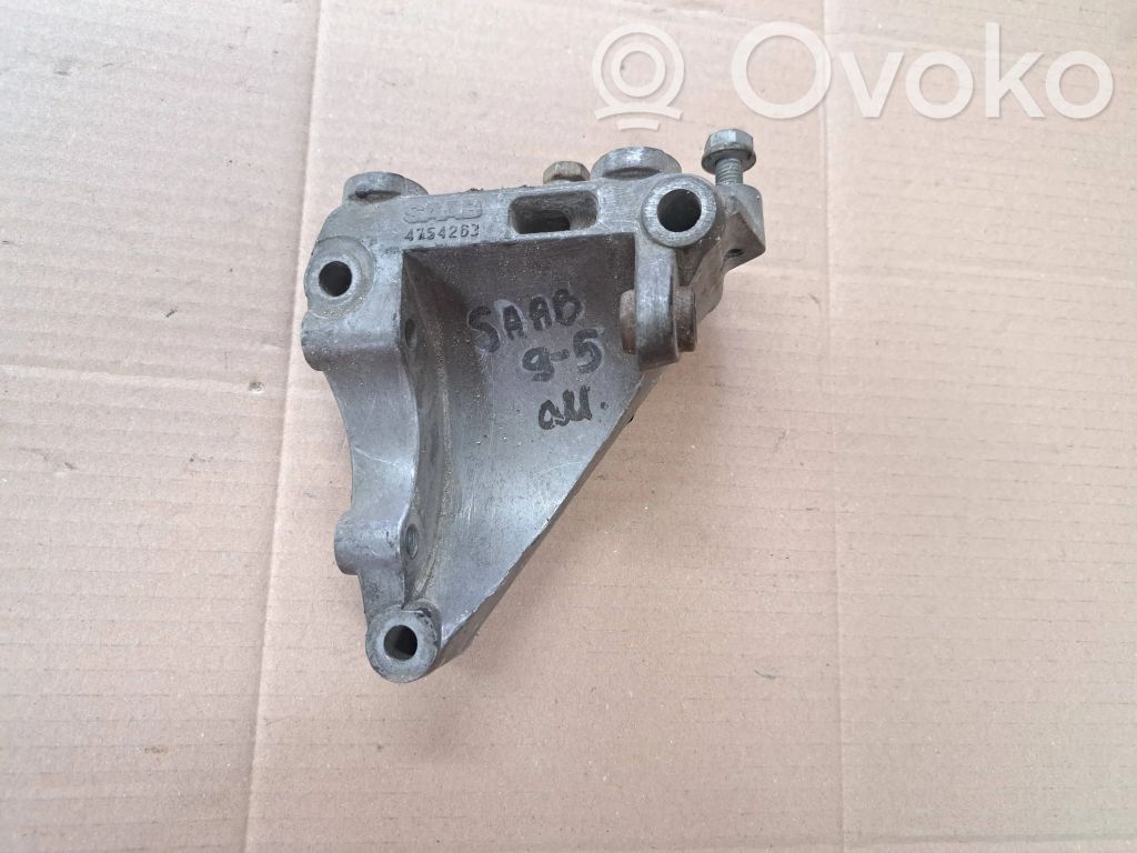 Engine mounting bracket   4754263