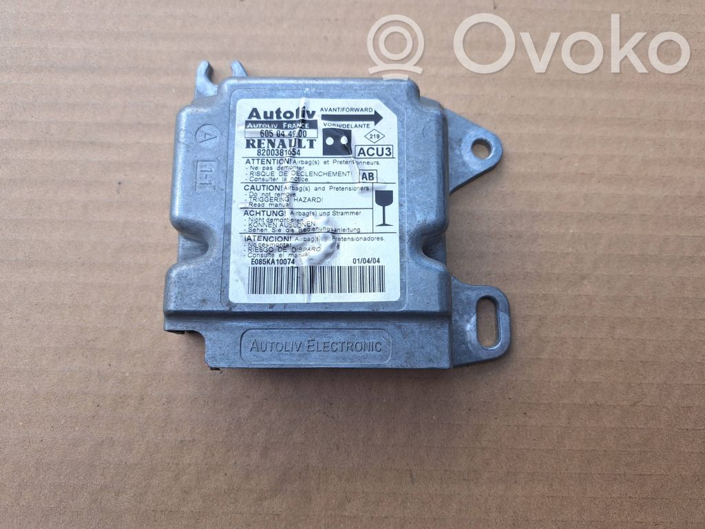 Renault Kangoo I Airbag control unit/module 