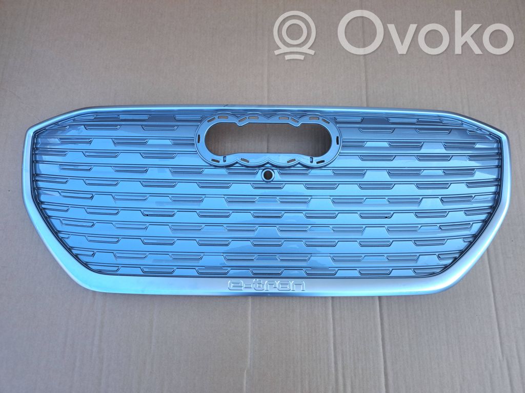 Audi Q4 e-tron Front bumper upper radiator grill 