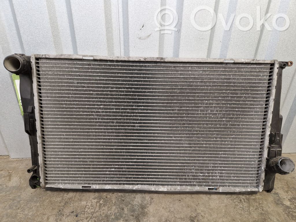 Coolant radiator   7788895