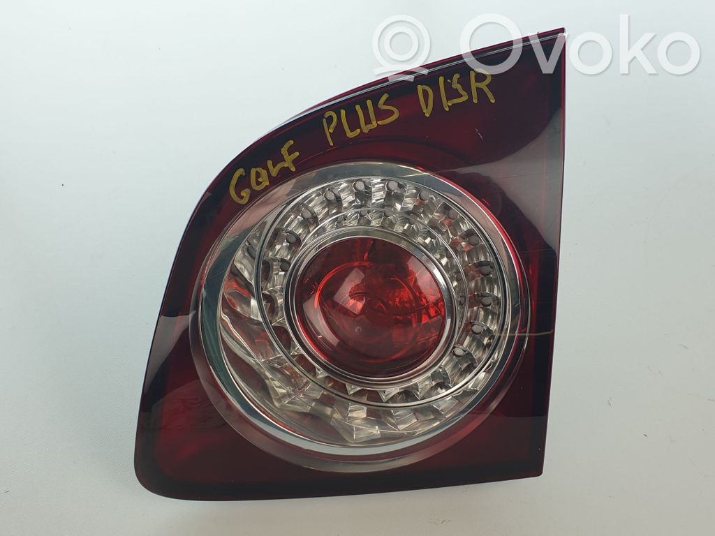 Tailgate rear/tail lights   5M0945094K