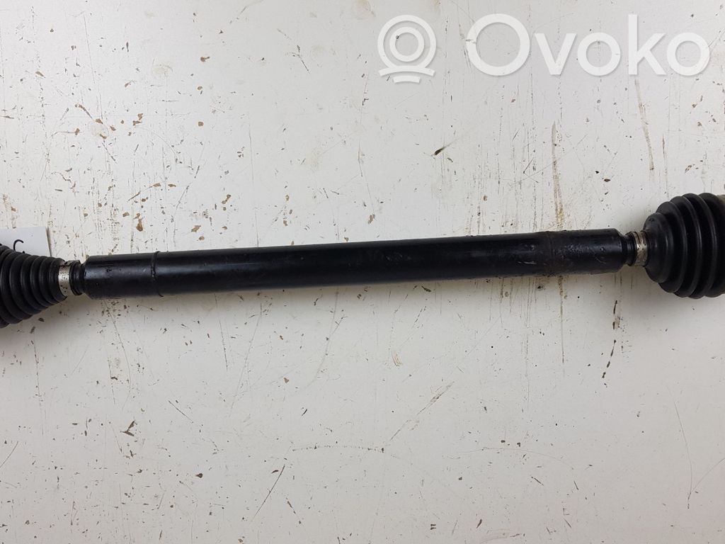 Front driveshaft   5Q0407272B