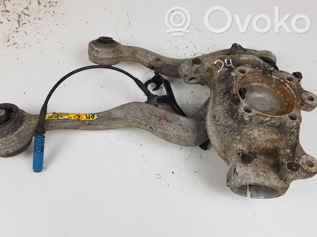 BMW 5 E60 E61 Priekšējā riteņa rumbas vārpstas šarnīrs (stupica, capfa) 