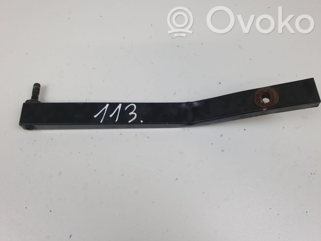 Radiator support slam panel bracket   8K0805528B
