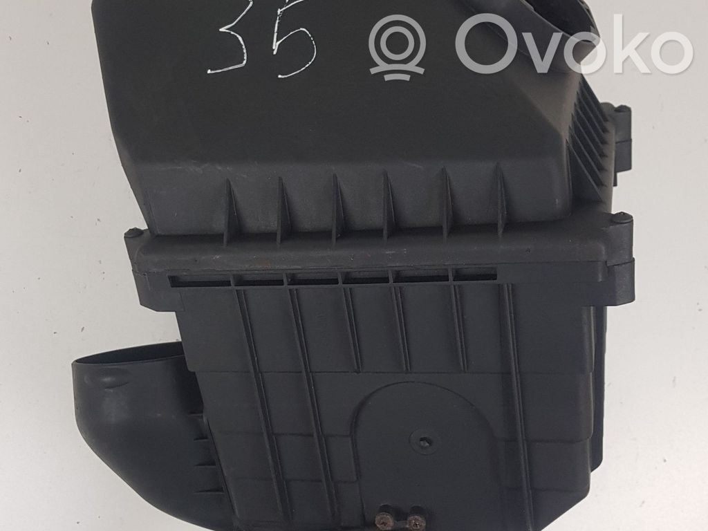 Volkswagen Phaeton Air filter box 