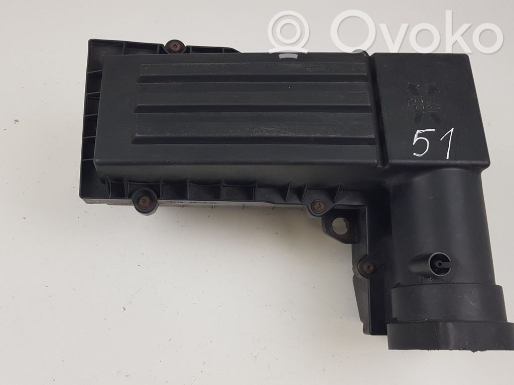 Volkswagen PASSAT B6 Obudowa filtra powietrza 