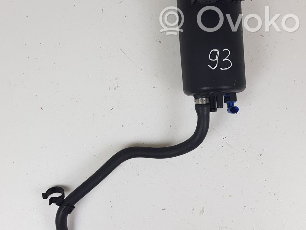 BMW 7 E65 E66 Ohjaustehostimen nestesäiliö 