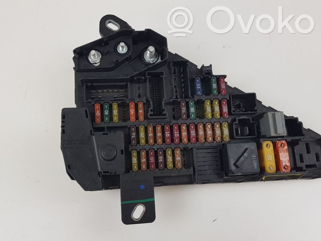 BMW 5 E60 E61 Fuse module 