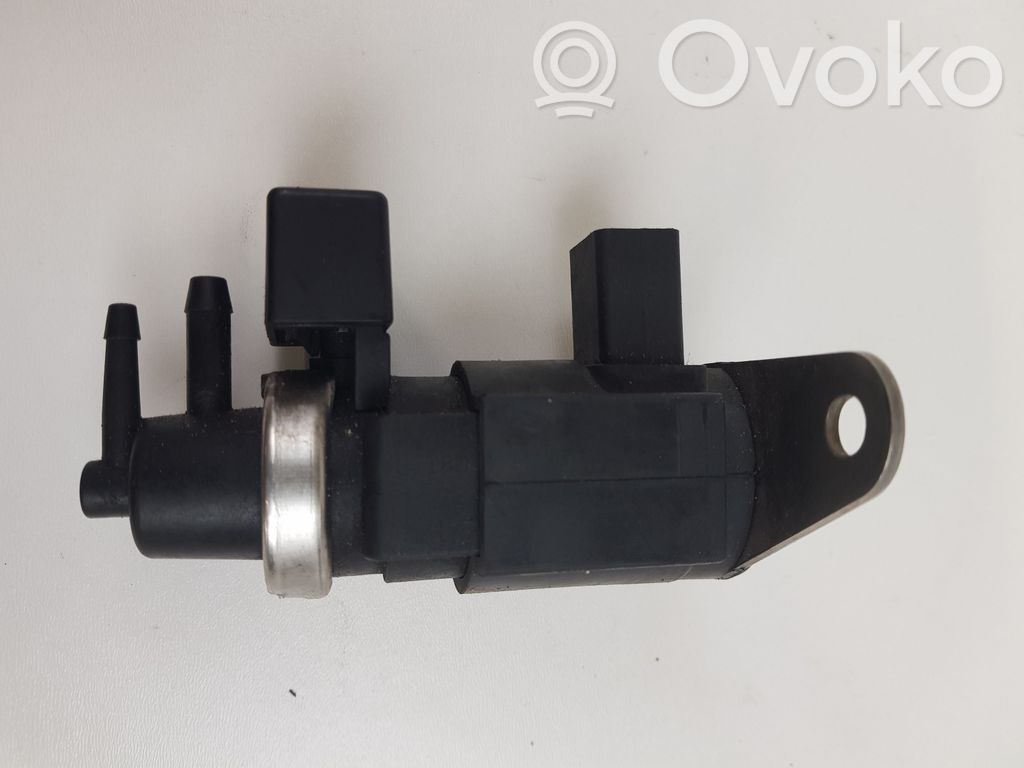 Audi A8 S8 D3 4E Electroválvula del turbo 