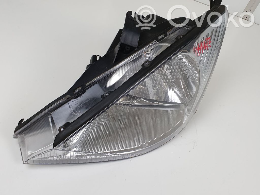 Ford Focus Headlight/headlamp 