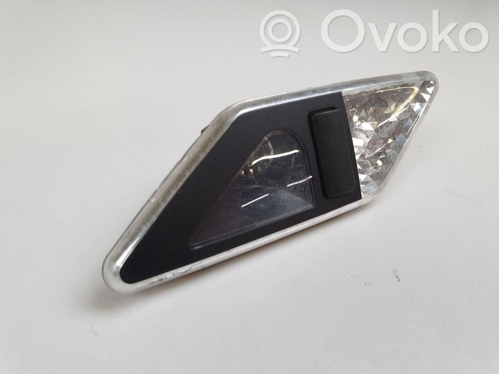 BMW 3 E46 Rear seat light 