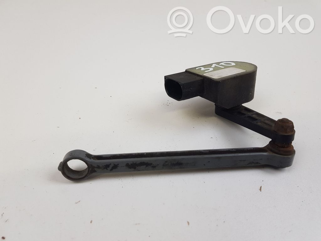 Audi A8 S8 D3 4E Rear air suspension level height sensor 
