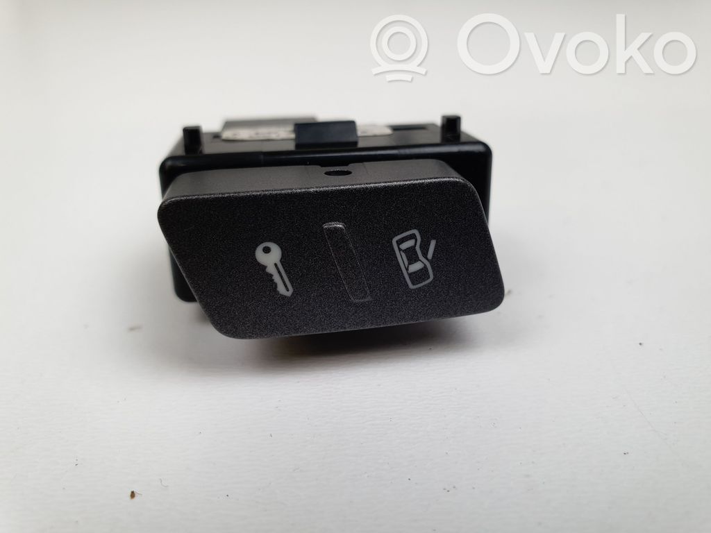 Volkswagen Phaeton Central locking switch button 