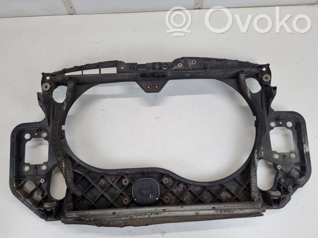 Audi A6 S6 C6 4F Radiatoru panelis 
