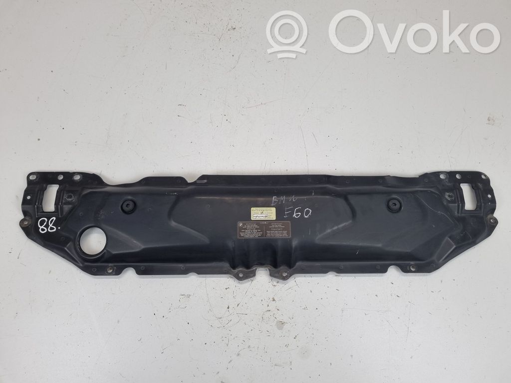 BMW 5 E60 E61 Radiatoru paneļa augšējā daļa (televizors) 