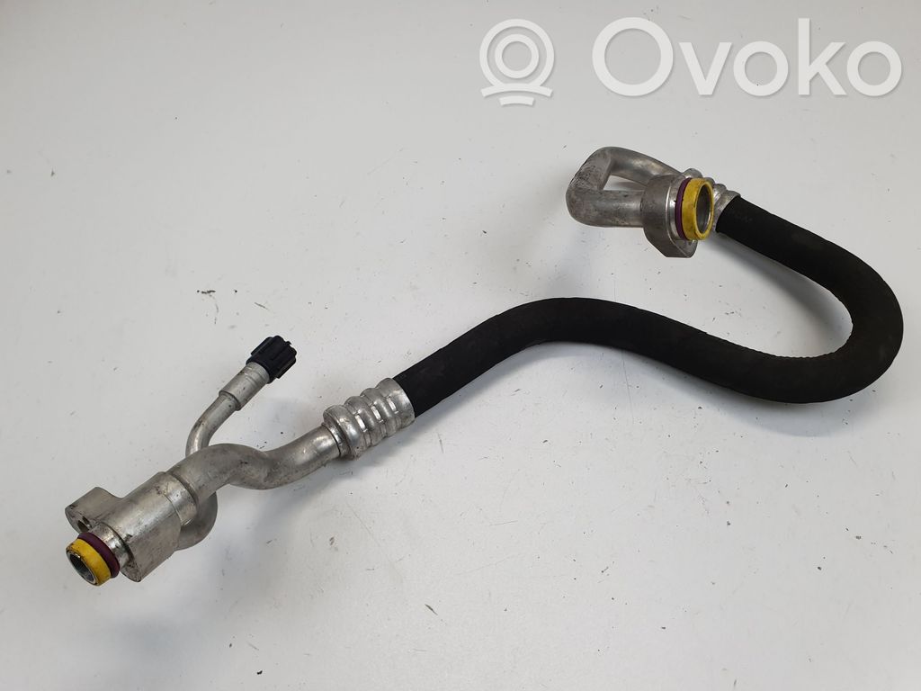 BMW 1 E81 E87 Air conditioning (A/C) pipe/hose 