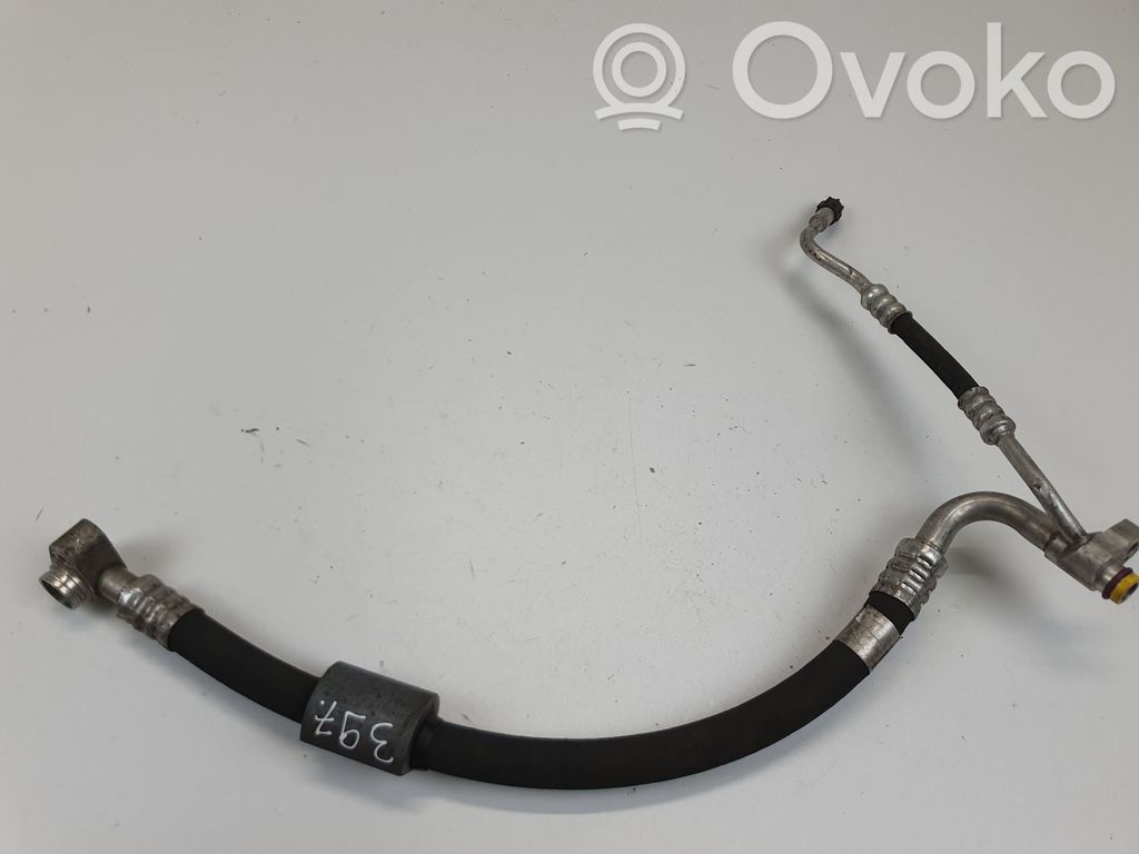 BMW 3 E92 E93 Ilmastointilaitteen putki (A/C) 