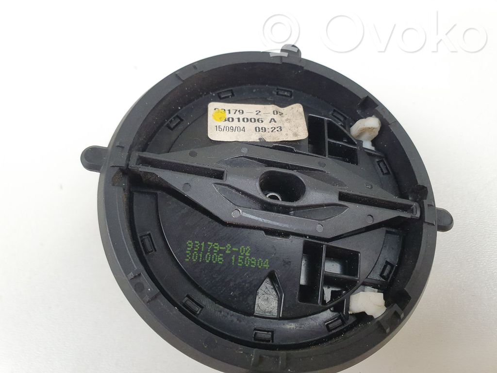 Front door wing mirror part   93179