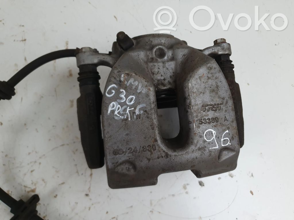 BMW 5 G30 G31 G38 Передний суппорт 