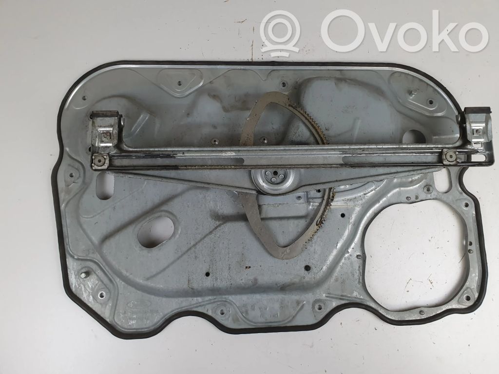 Ford Focus Mecanismo para subir la puerta delantera sin motor 