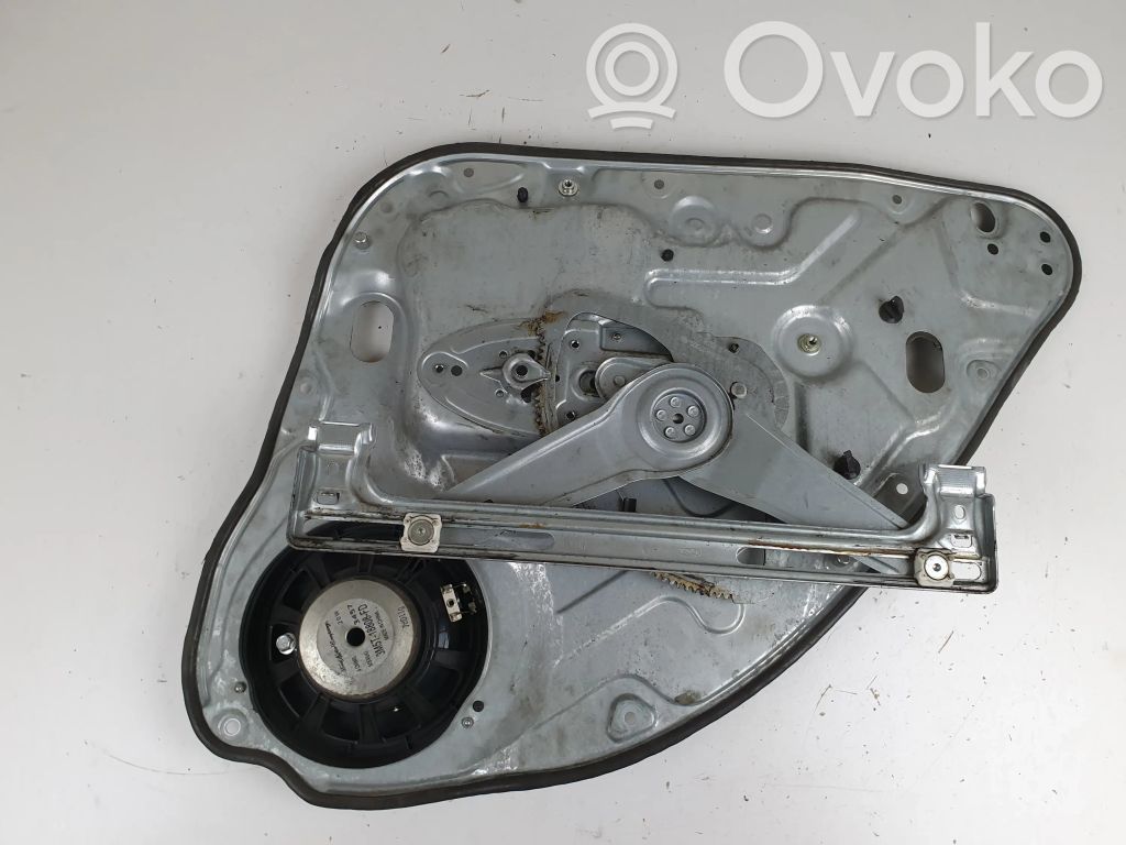 Ford Focus Mecanismo para subir la puerta trasera sin motor 