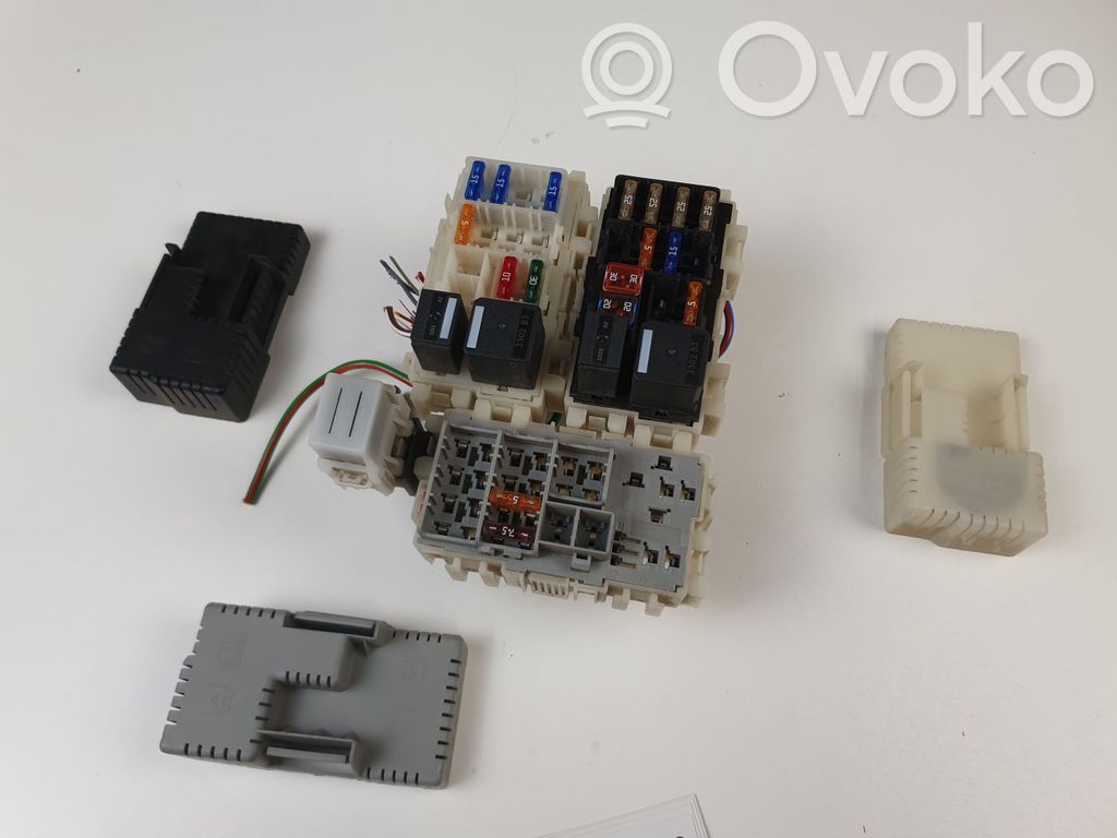 Fuse module   BS7T14K131AA,BS7T14K131CA,BS7T14K131BA