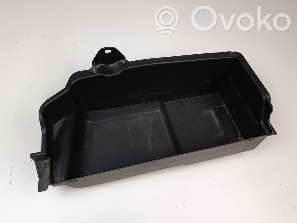 BMW 5 E60 E61 Staufach Ablagefach im Kofferraum 