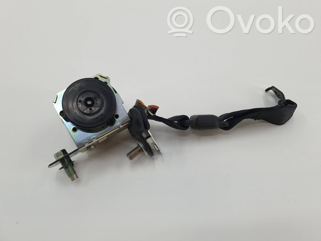 Mazda 3 I Middle seatbelt (rear) 