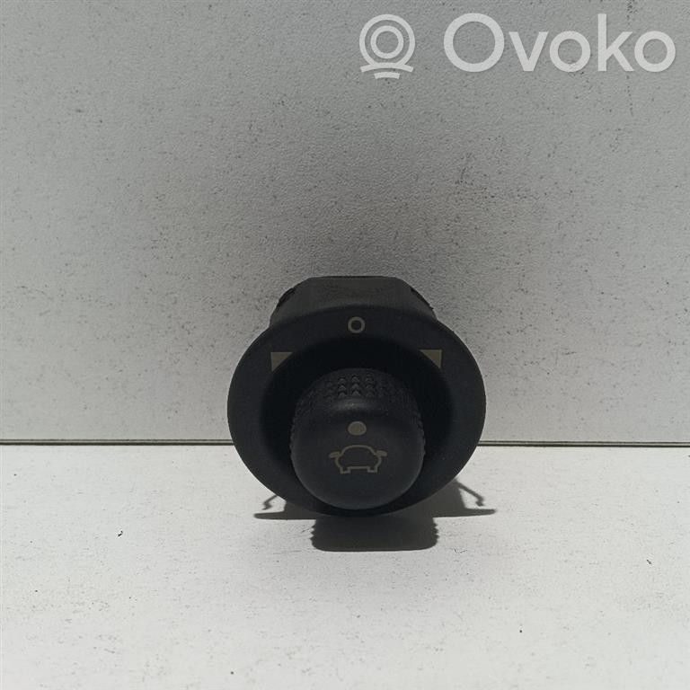 Ford Focus Включатель зеркал 