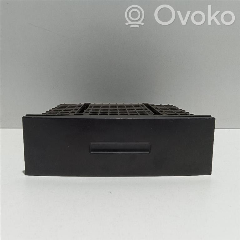Citroen C2 Daiktadėžės (bordačioko) komplektas 