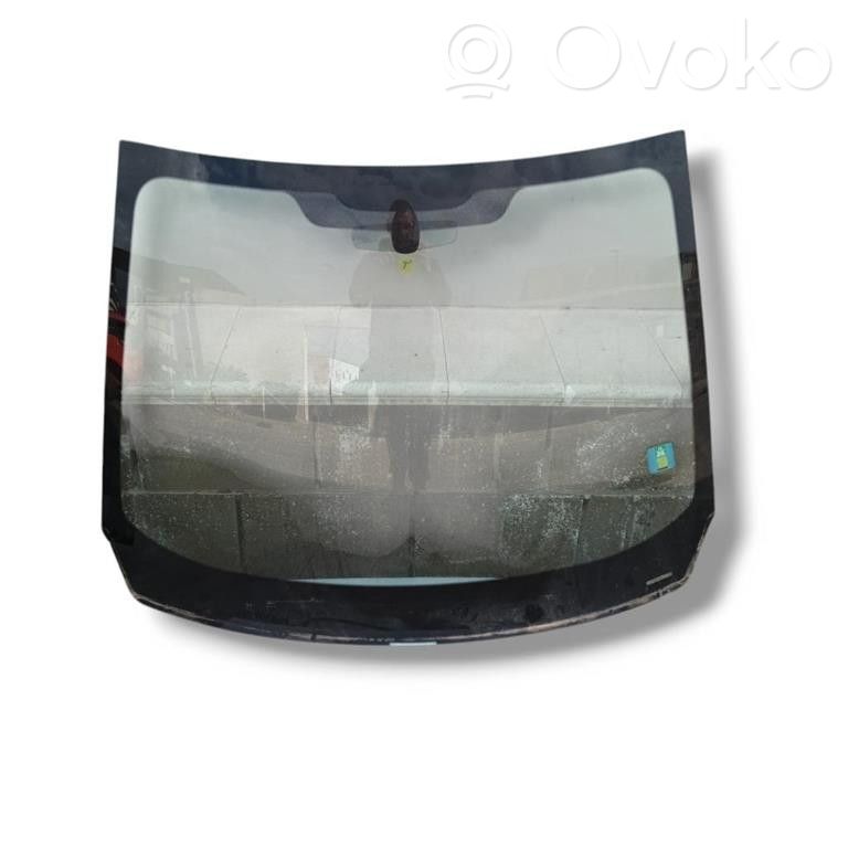 Renault Captur Priekinis stiklas 