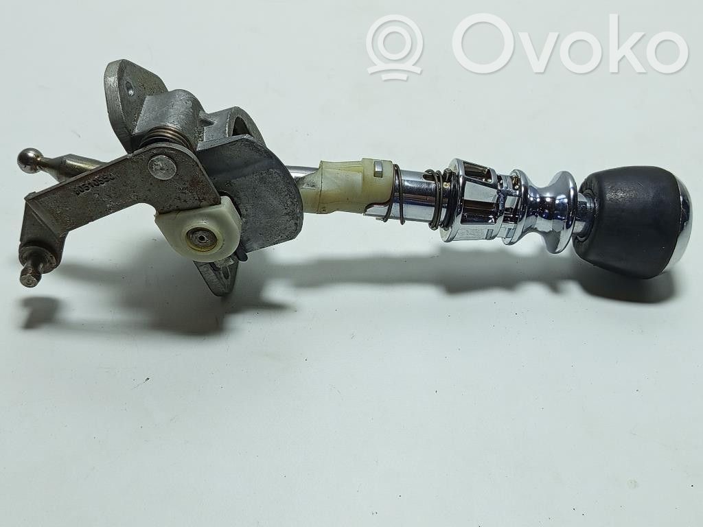 Dodge Avenger Gear shifter/selector 