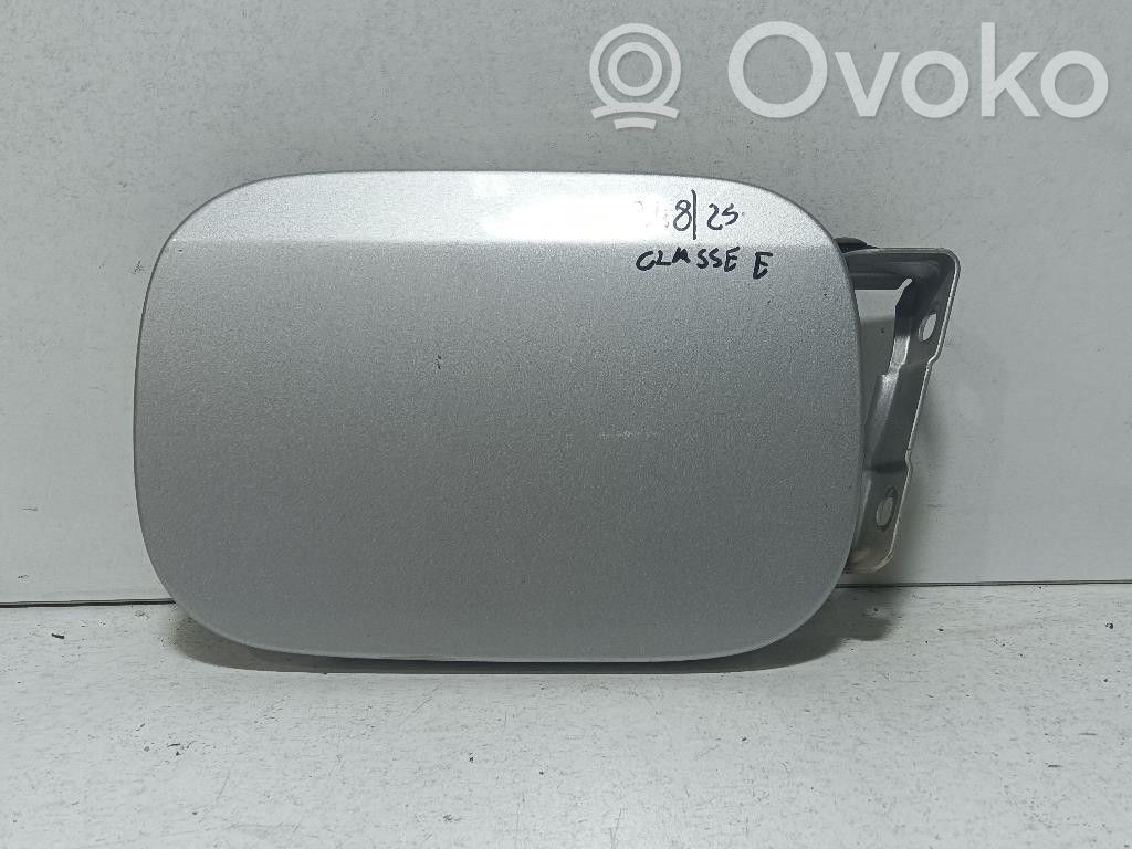 Mercedes-Benz E W211 Fuel tank cap 