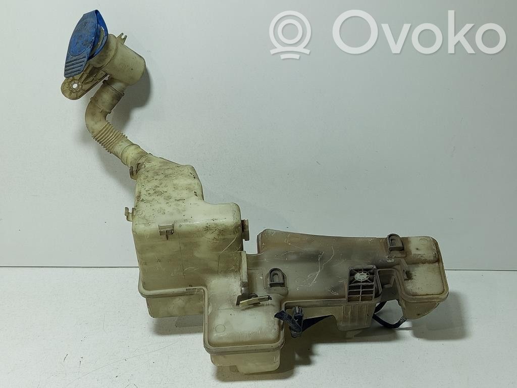 Volkswagen Touran I Windshield washer fluid reservoir/tank 