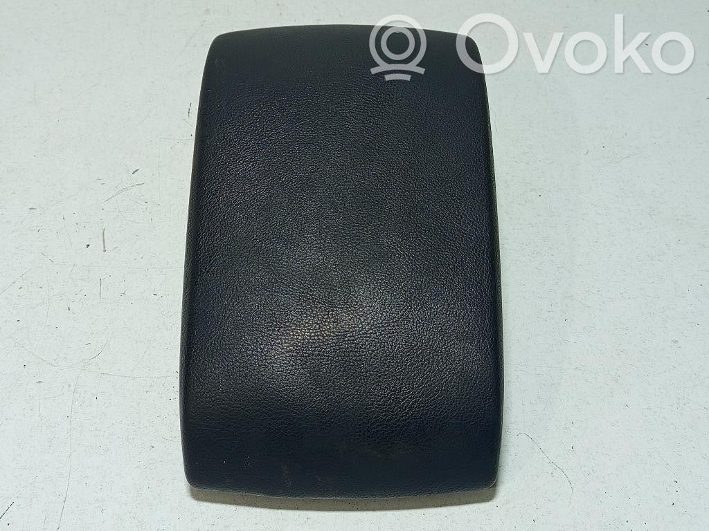 Ford Mondeo Mk III Armrest 