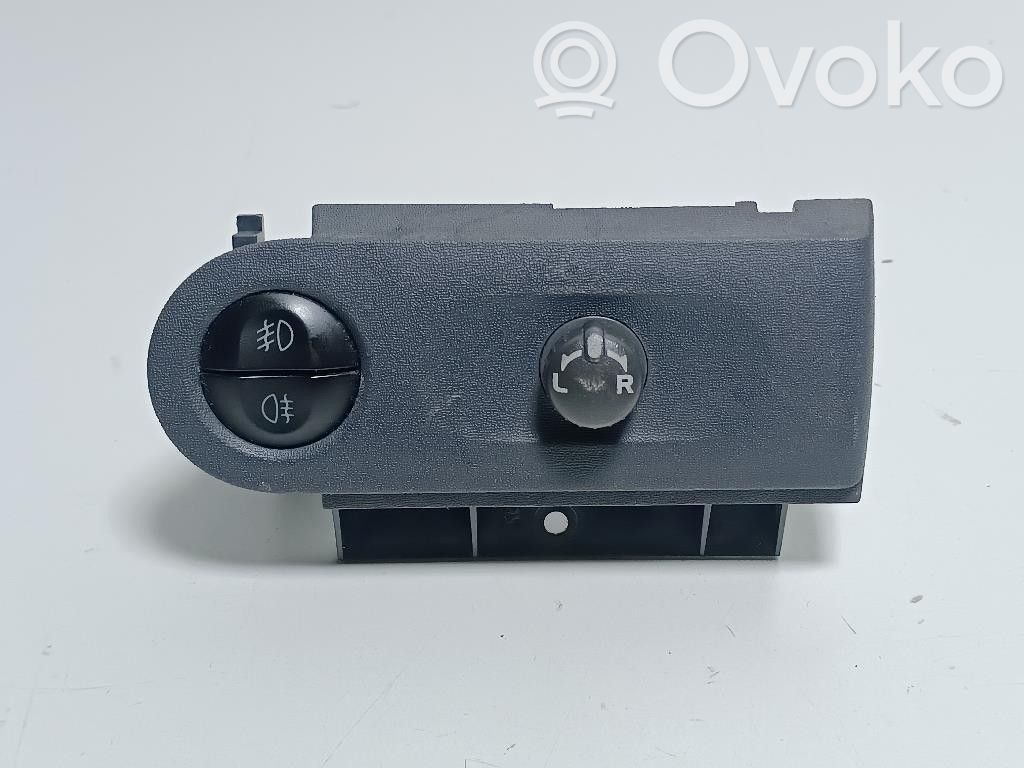 Mitsubishi Colt CZ3 Wing mirror switch 