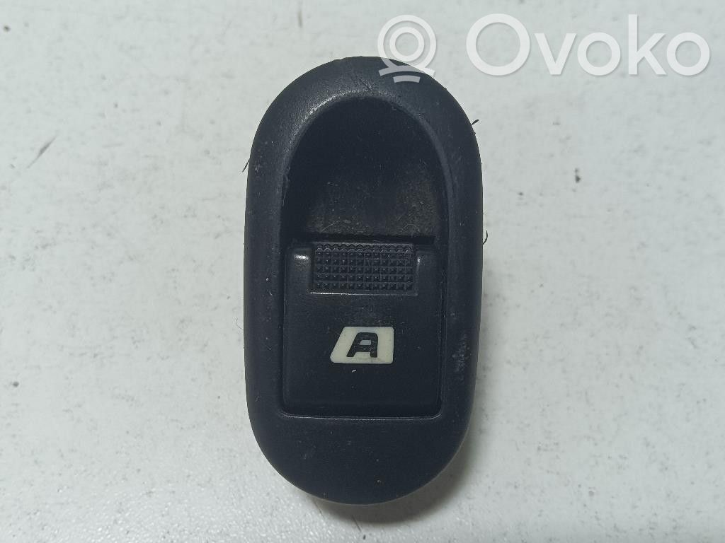 Citroen C3 Electric window control switch 