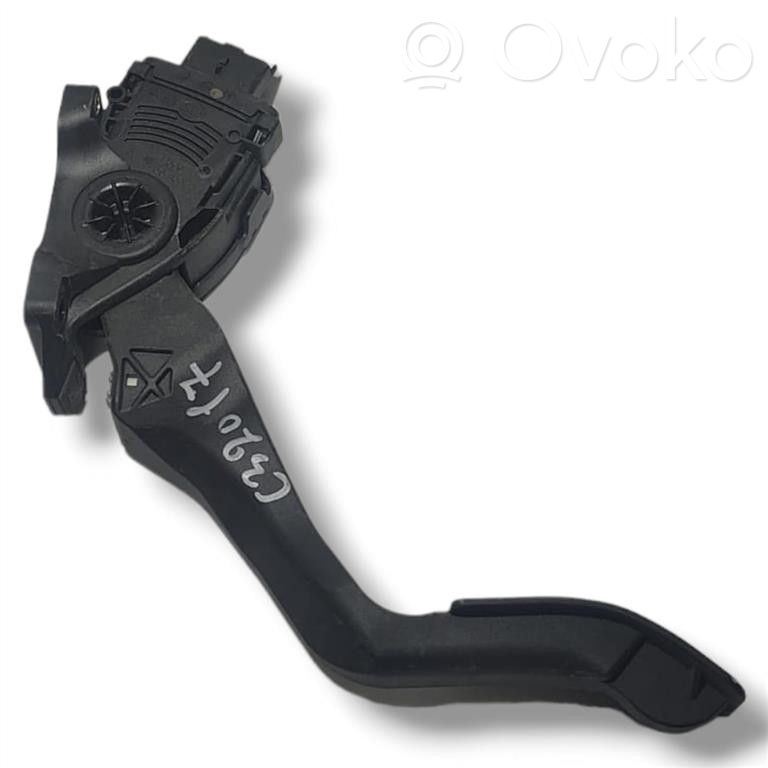 Akceleratoriaus pedalas   1601CW,1601CW