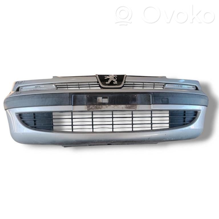 Peugeot 807 Parachoques delantero 