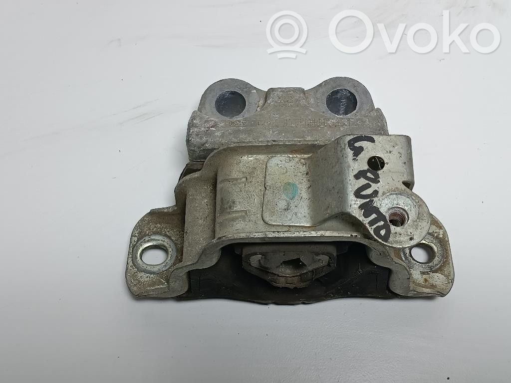 Fiat Grande Punto Łapa / Mocowanie silnika 