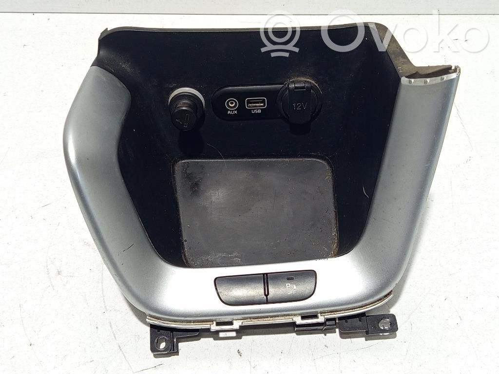 KIA Ceed Handschuhfach komplett 