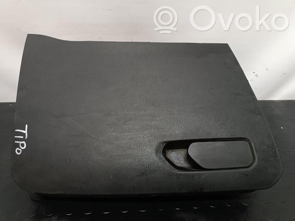 Fiat Tipo Juego guantera 