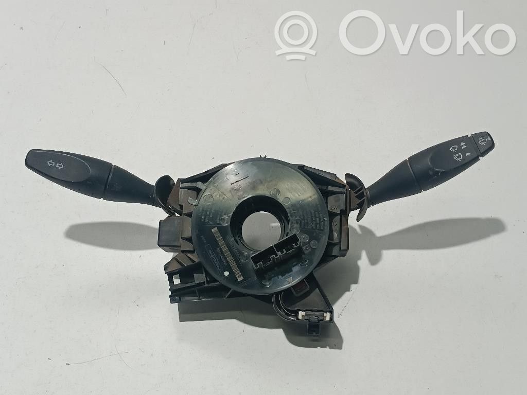 Ford Focus Wiper turn signal indicator stalk/switch 