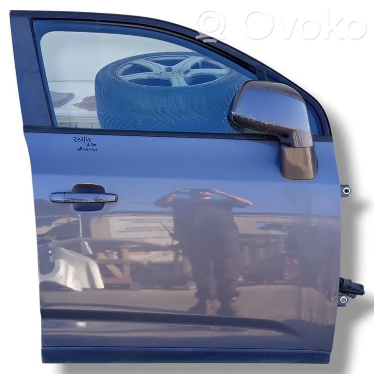 Chevrolet Orlando Puerta delantera 