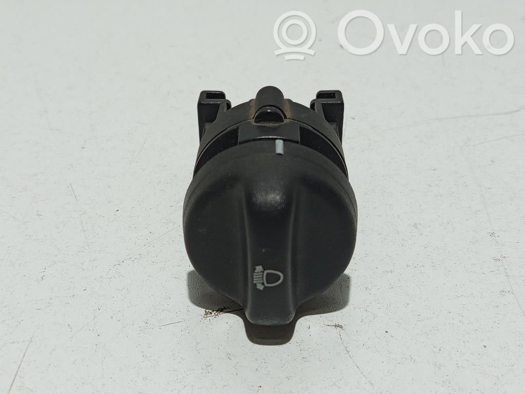 Dacia Sandero Interruptor de luz 