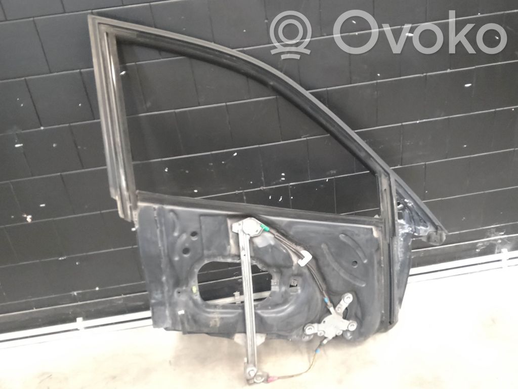Audi A8 S8 D2 4D Front door window/glass frame 