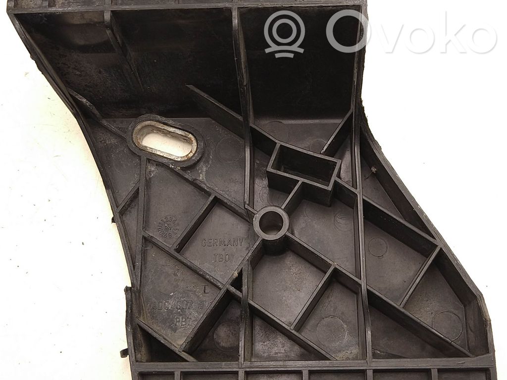 Audi A8 S8 D2 4D Bumper support mounting bracket corner 