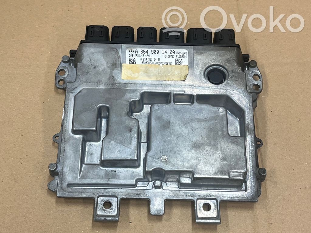 Mercedes-Benz C W205 Engine control unit/module 
