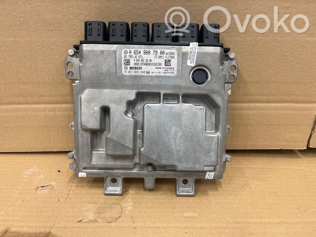 Mercedes-Benz C W205 Engine control unit/module 