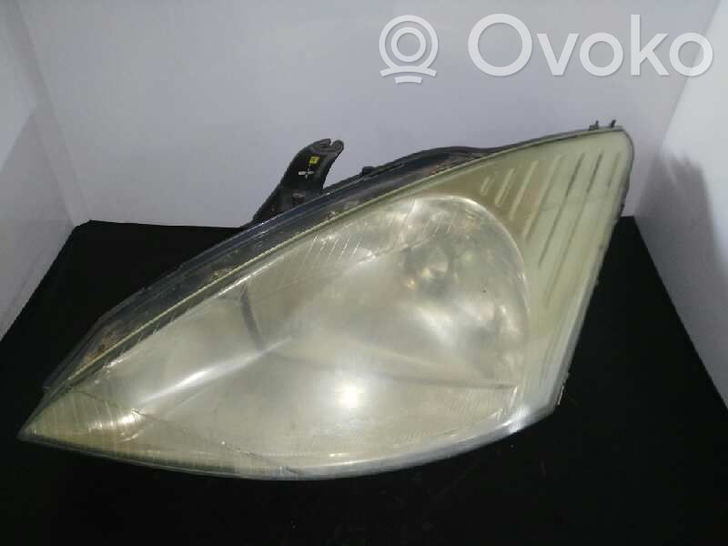 Ford Focus Headlight/headlamp 
